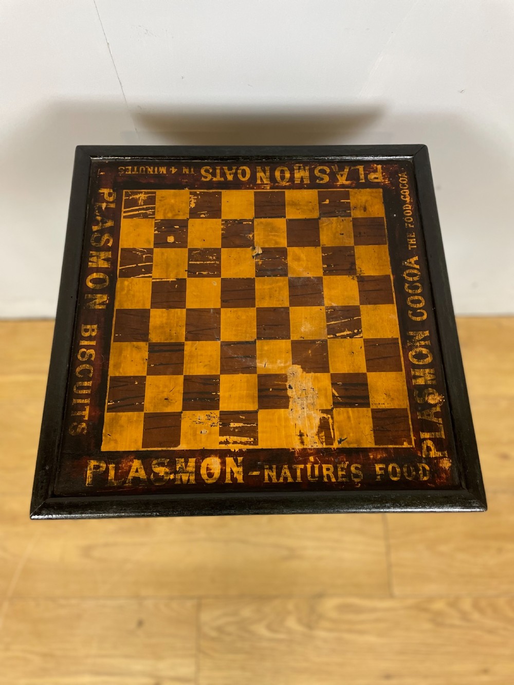 Bamboo chess table advertising Plasmon cocoa View IX