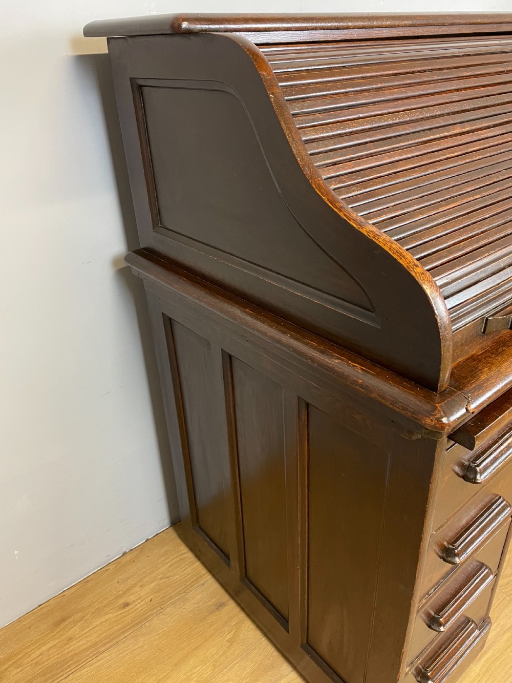 Oak twin pedestal roll top desk in original condition  View V