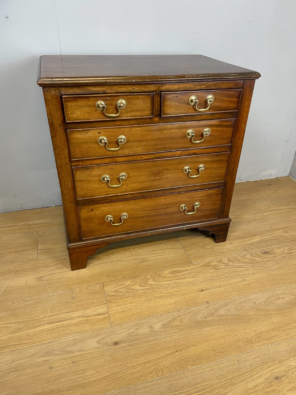 Small nineteenth century mahogany four height chest of drawers  View V