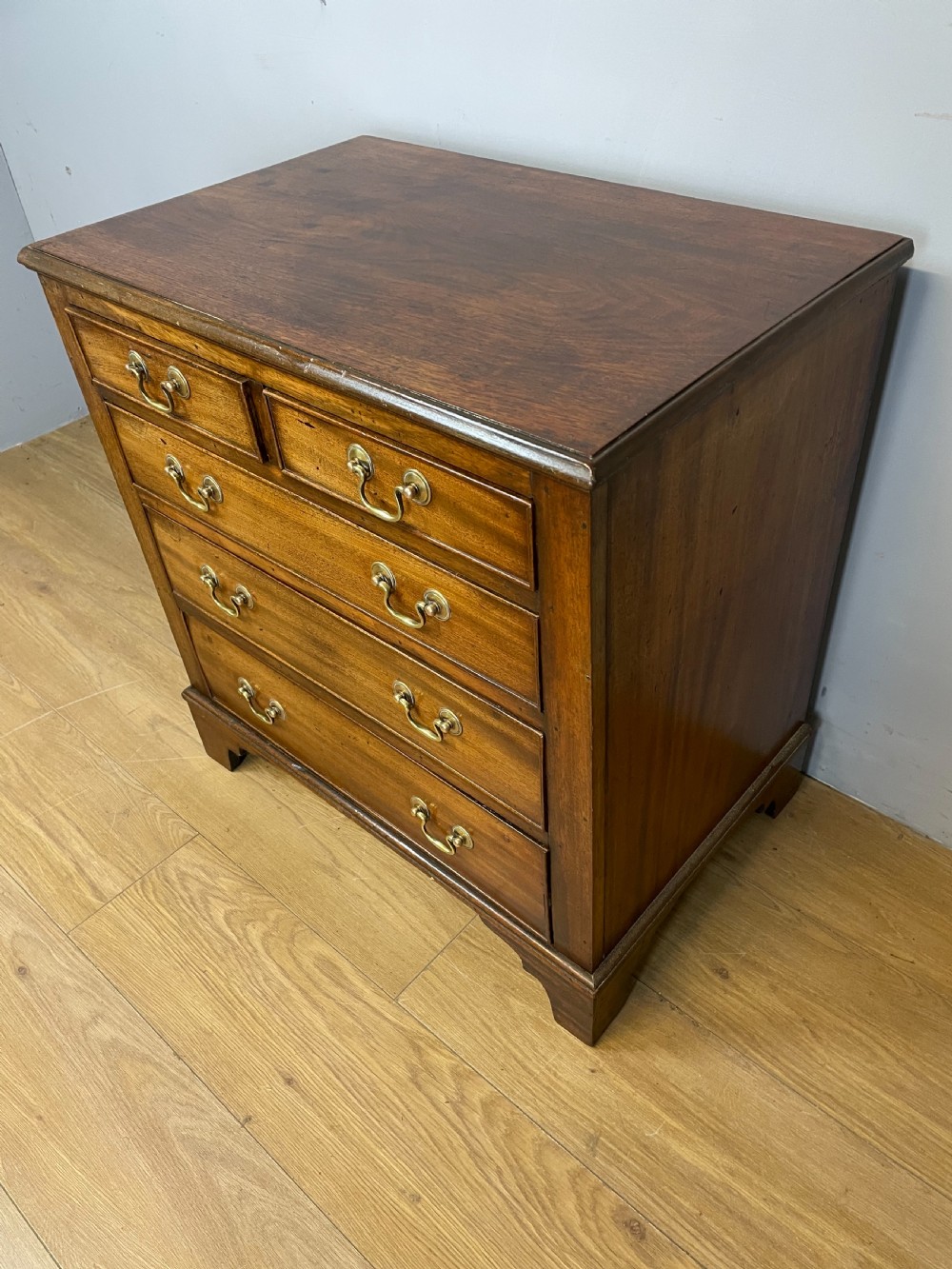 Small nineteenth century mahogany four height chest of drawers  View VI
