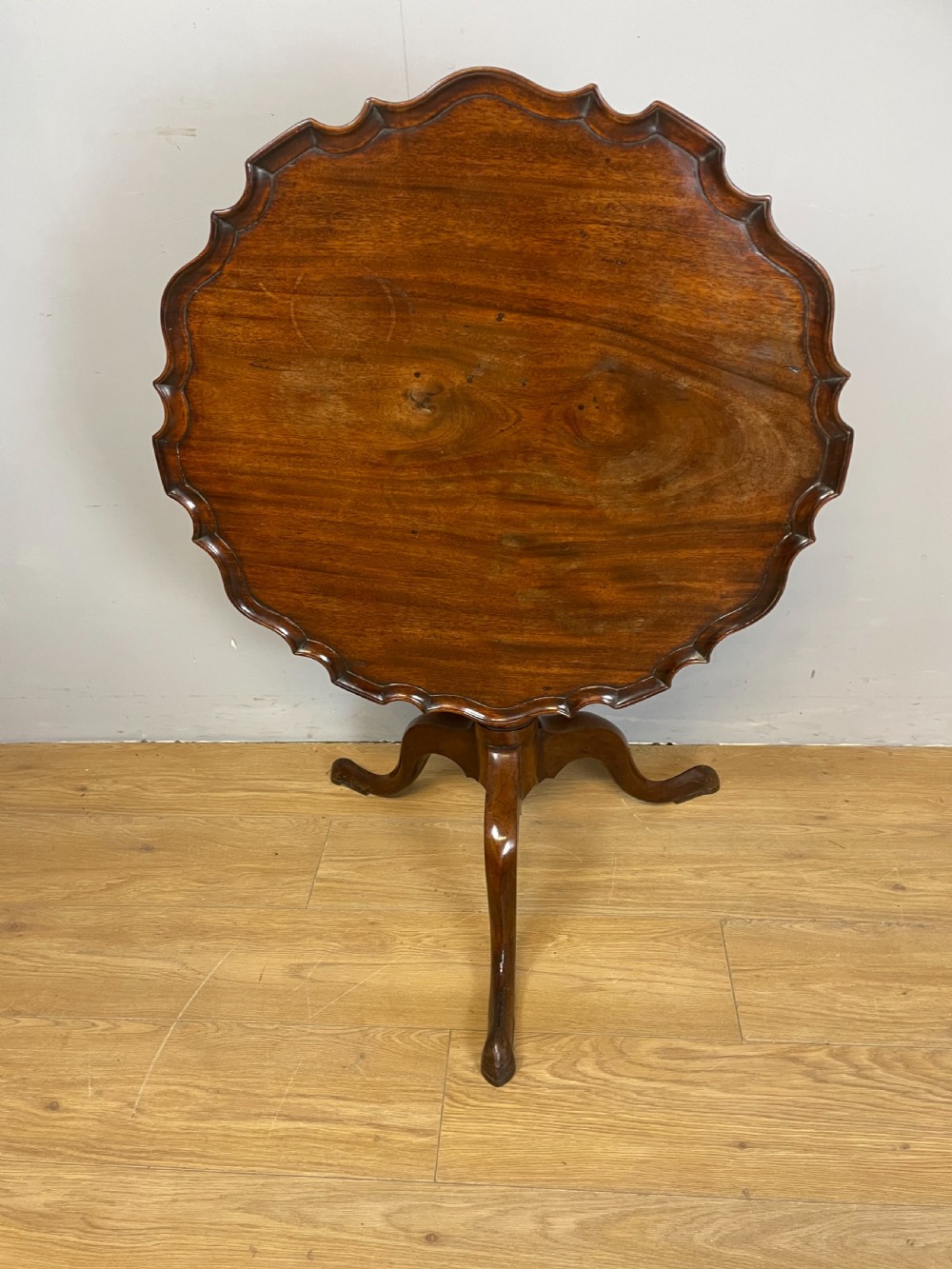 Georgian pie crust top mahogany tripod table  View VII