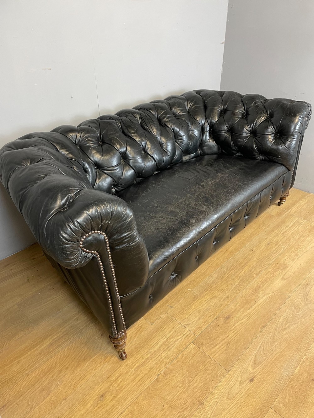 Nineteenth century leather deep buttoned chesterfield  View X