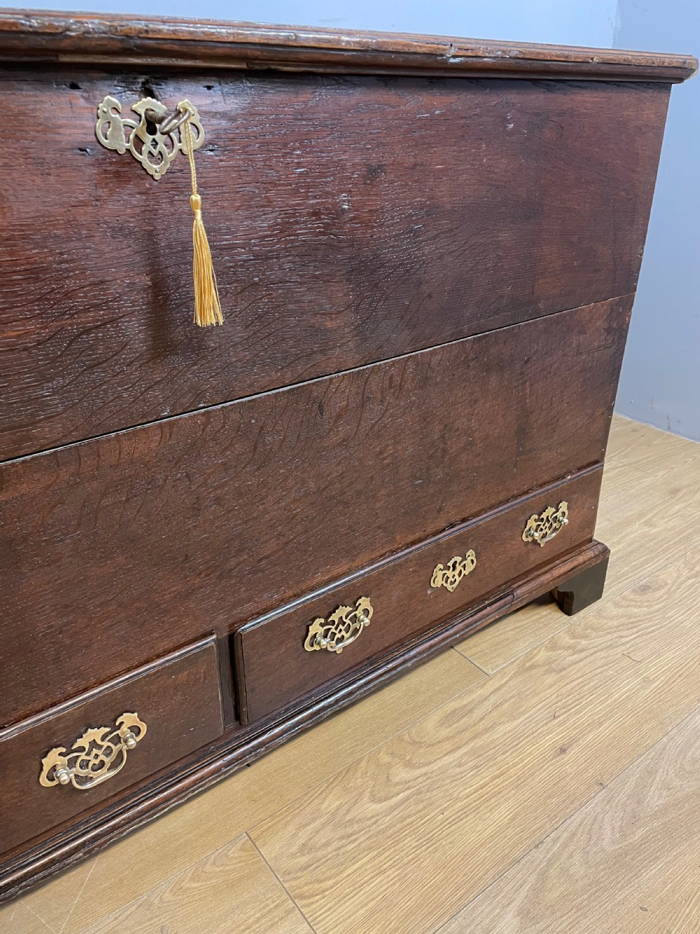 Late Georgian oak mule chest  View II