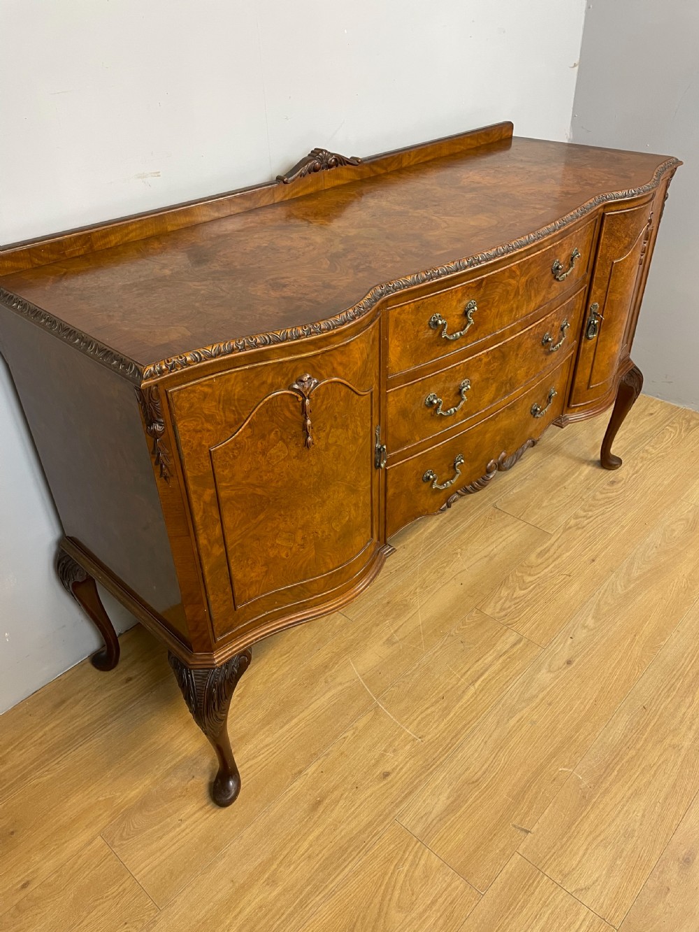 Epstein style burr walnut sideboard  View IV