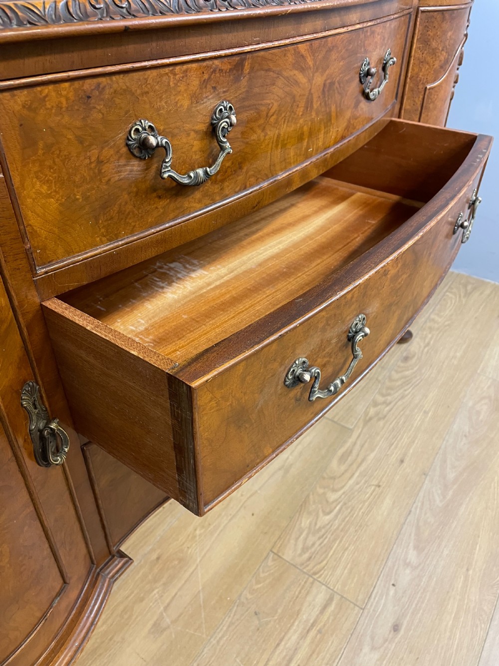 Epstein style burr walnut sideboard  View IX