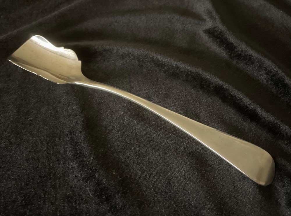 Solid silver Stilton scoop Sheffield 1925
