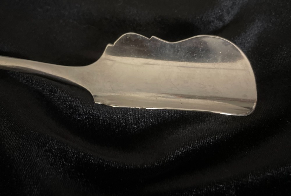 Solid silver Stilton scoop Sheffield 1925 View II