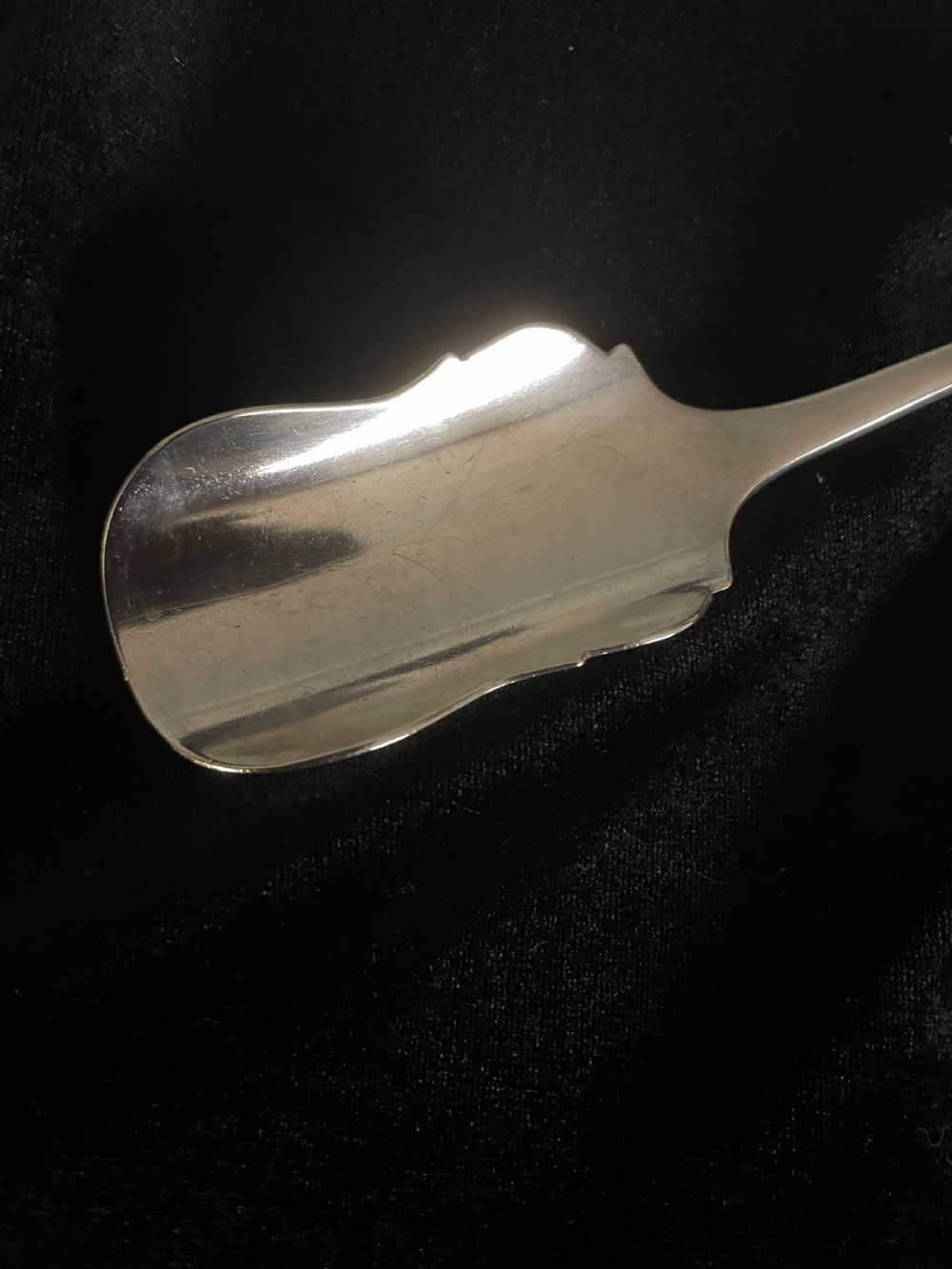 Solid silver Stilton scoop Sheffield 1925 View IX