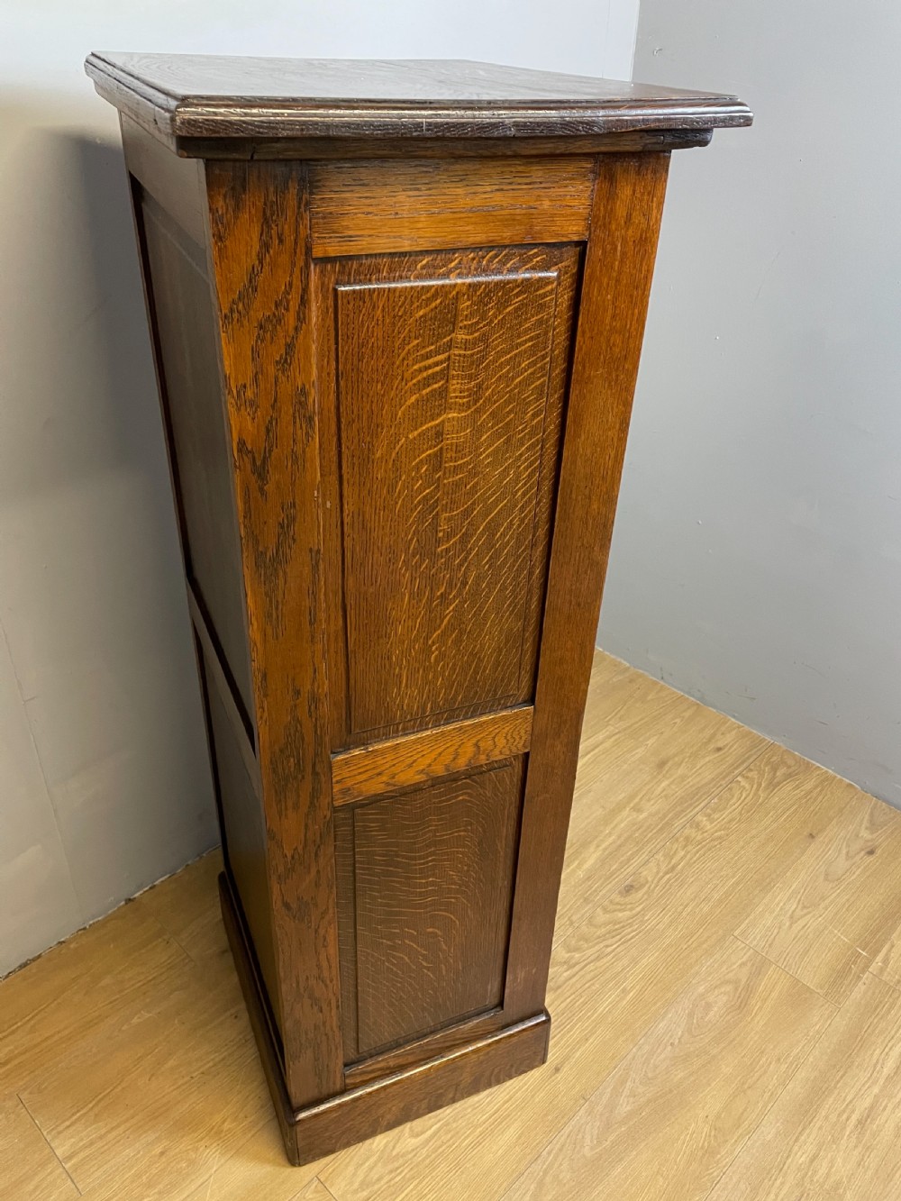 Solid oak tambour fronted filing drawers View VII