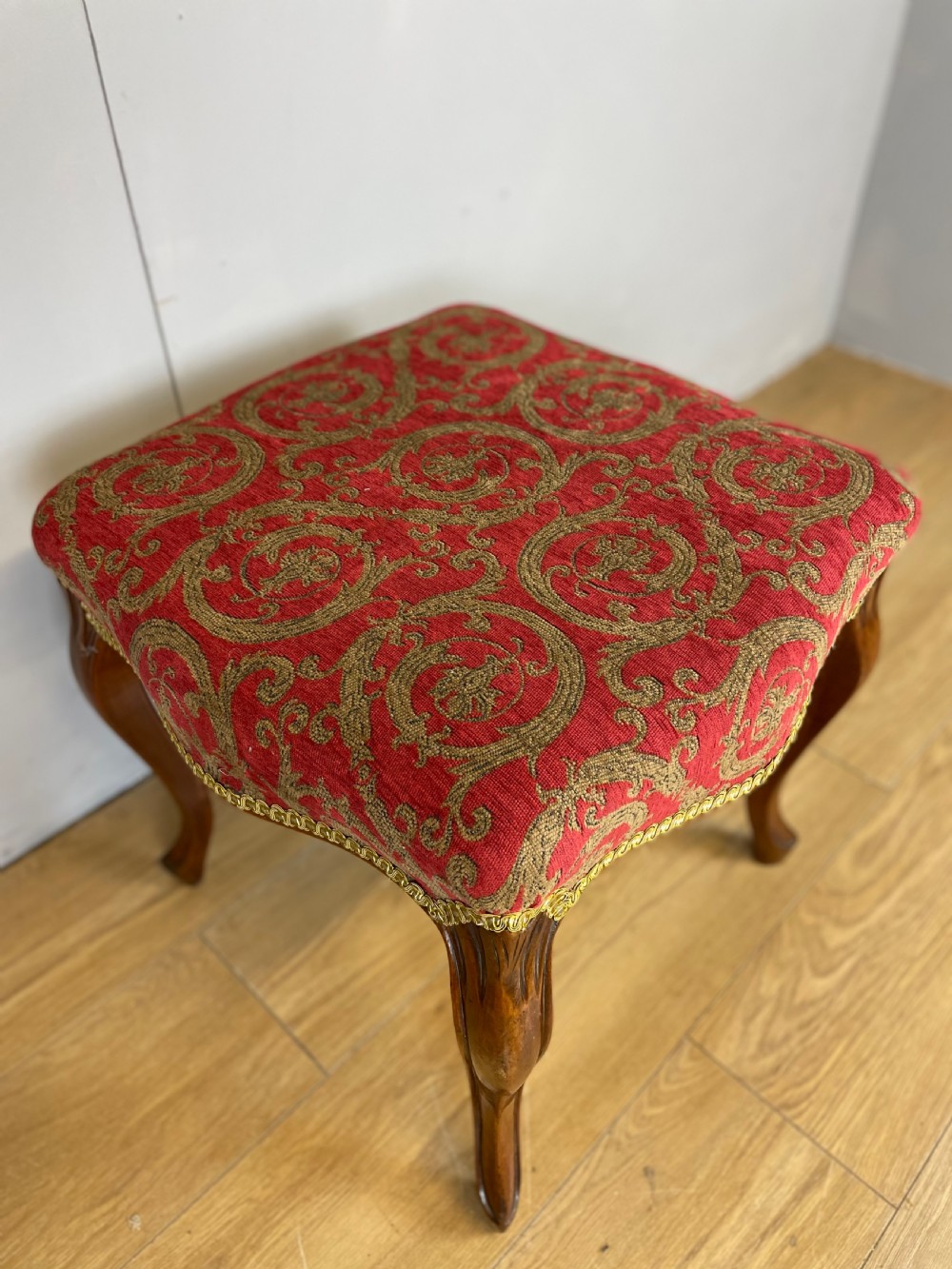 Nineteenth century serpentine stool with walnut cabriole legs  View III