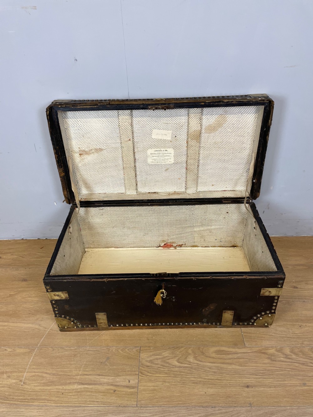Georgian leather covered camphor wood box  circa 1820 View VI