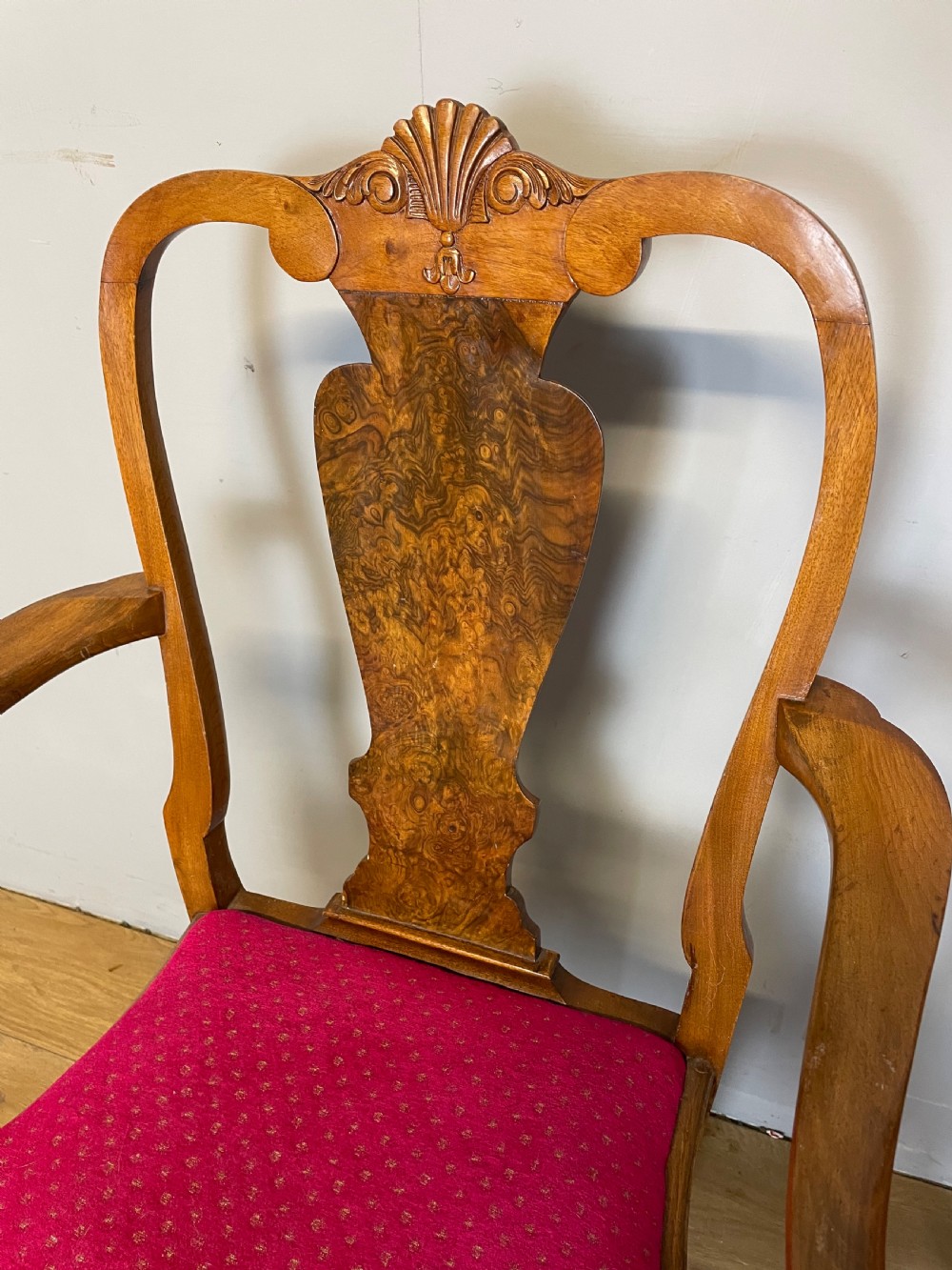Set of 6 Queen Anne style burr walnut dining chairs  View XI