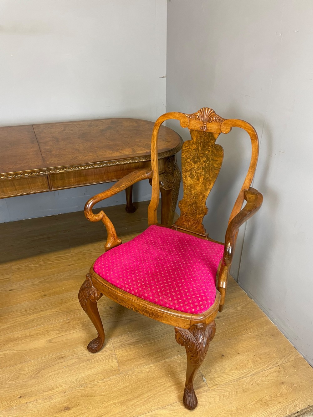 Burr walnut extending dining table on carved cabriole legs  View X