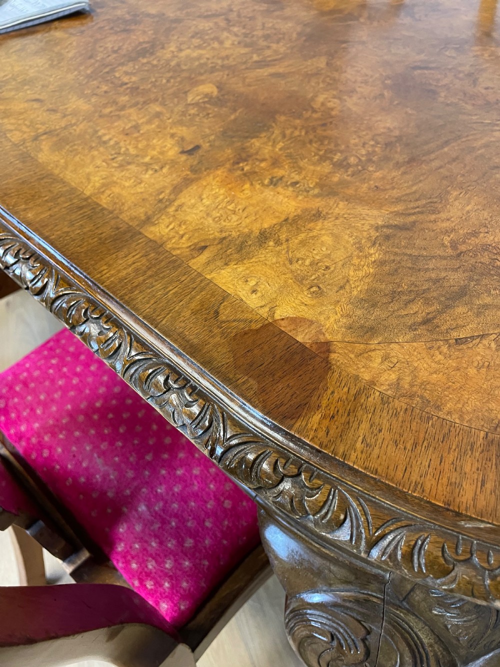 Burr walnut extending dining table on carved cabriole legs  View XV