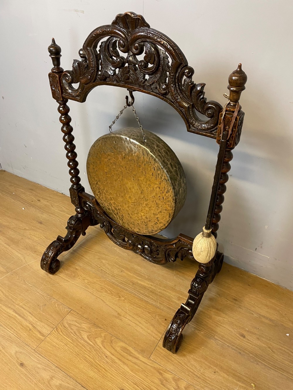 C19TH country house dinner gong  View V
