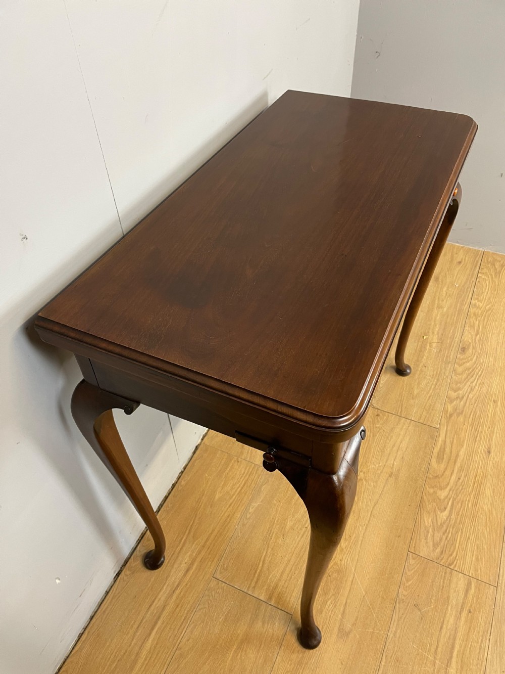 Edwardian mahogany card table on cabriole legs  View VI