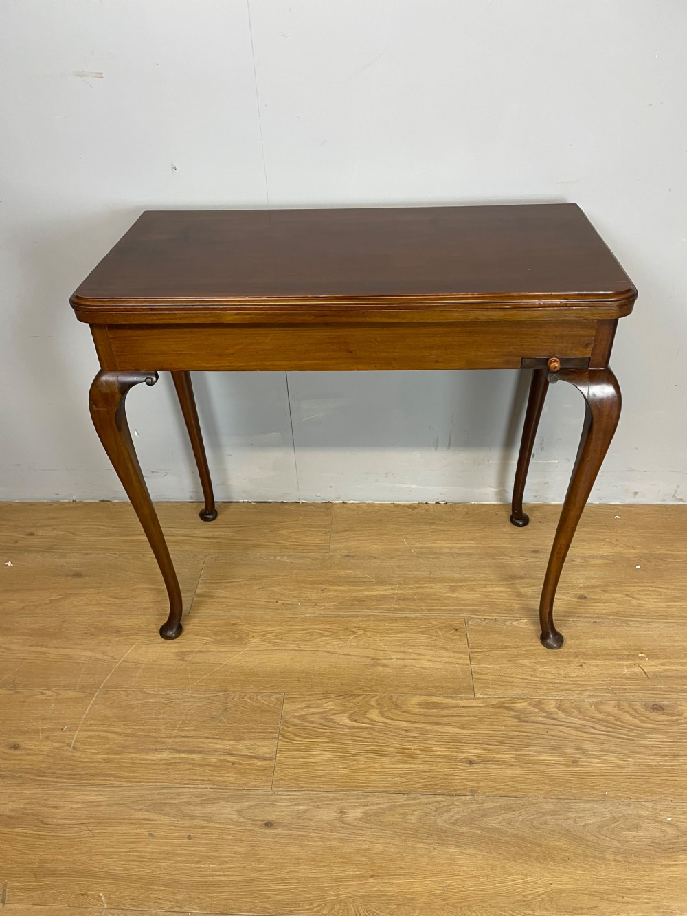 Edwardian mahogany card table on cabriole legs  View VII