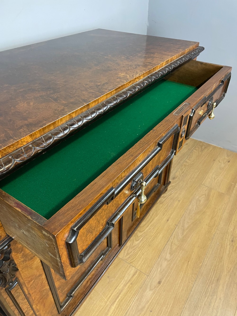 C19TH burr walnut Biedermeier style two door cabinet with drawer  View VII