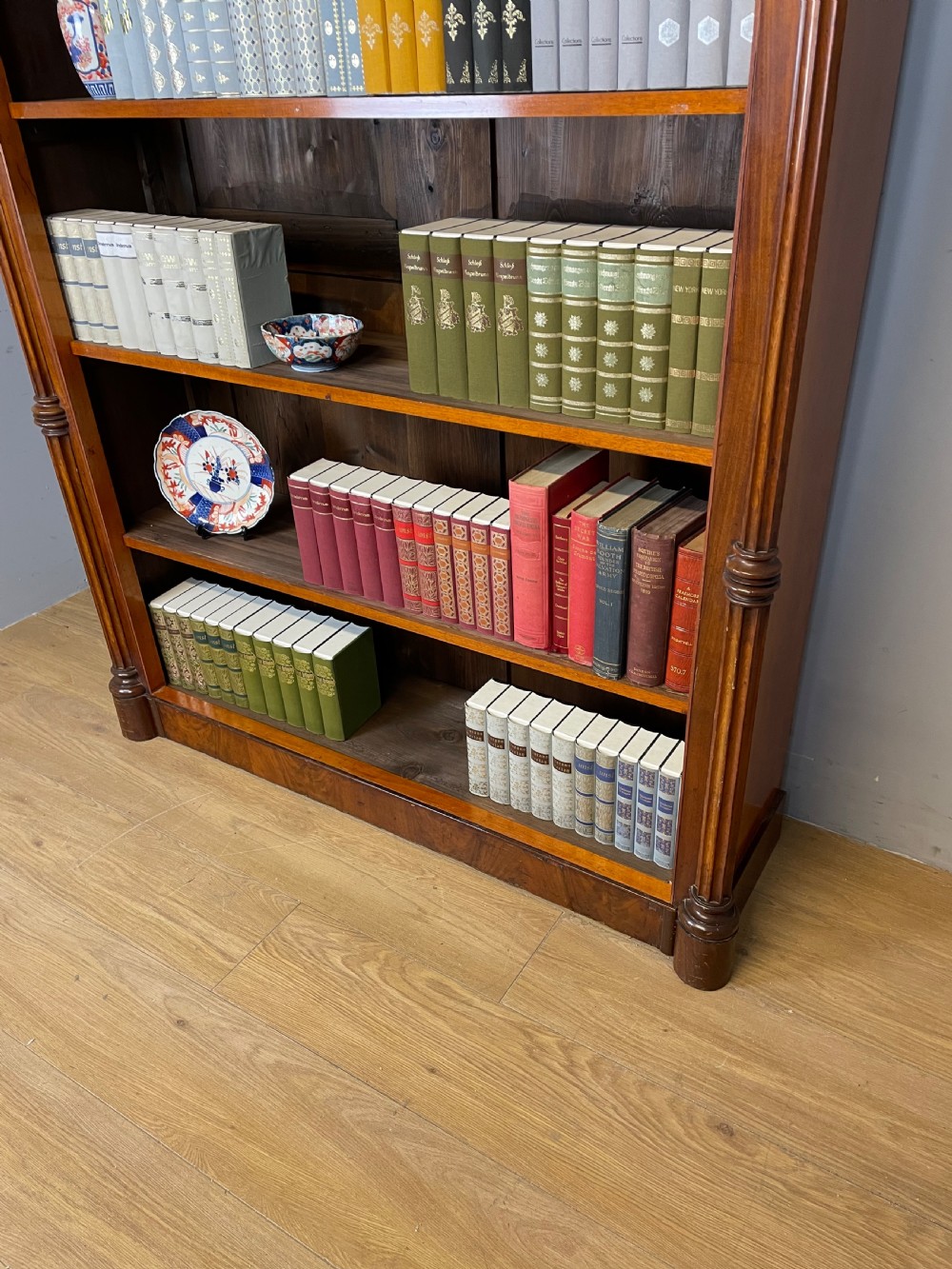 C19TH flame mahogany freestanding bookshelves View IX