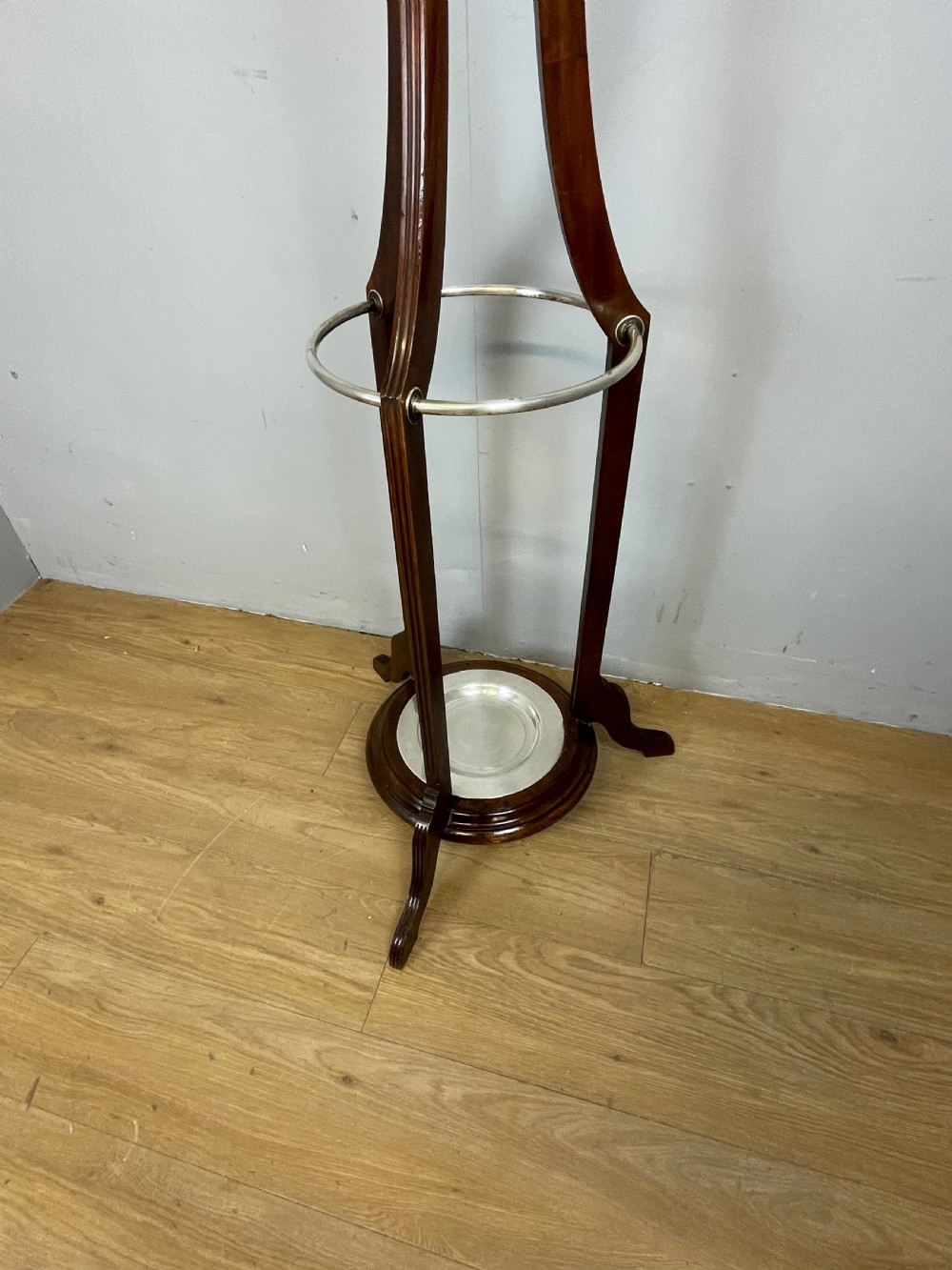 Edwardian hat and coat stand with revolving top section  View X