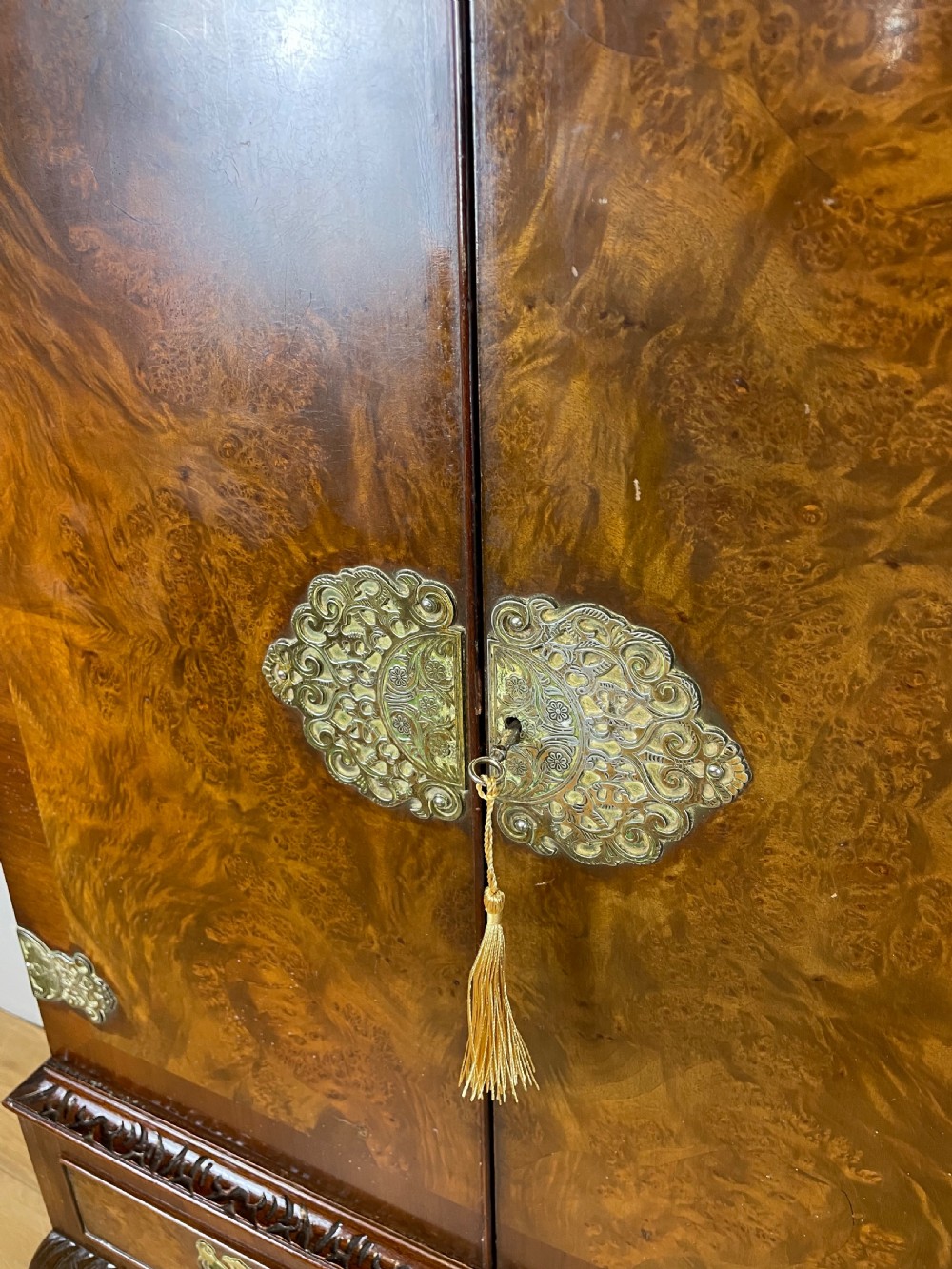 Burr walnut drinks cabinet circa 1930 View III
