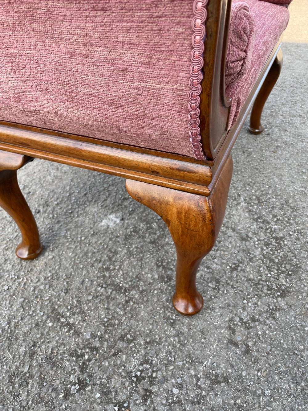 C19TH walnut small window seat in the form of a scroll end sofa  View IX