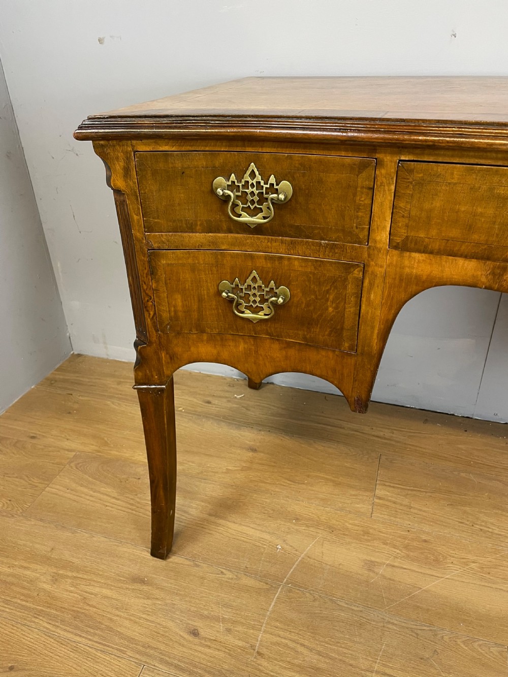 Edwardian serpentine front walnut writing desk  View III
