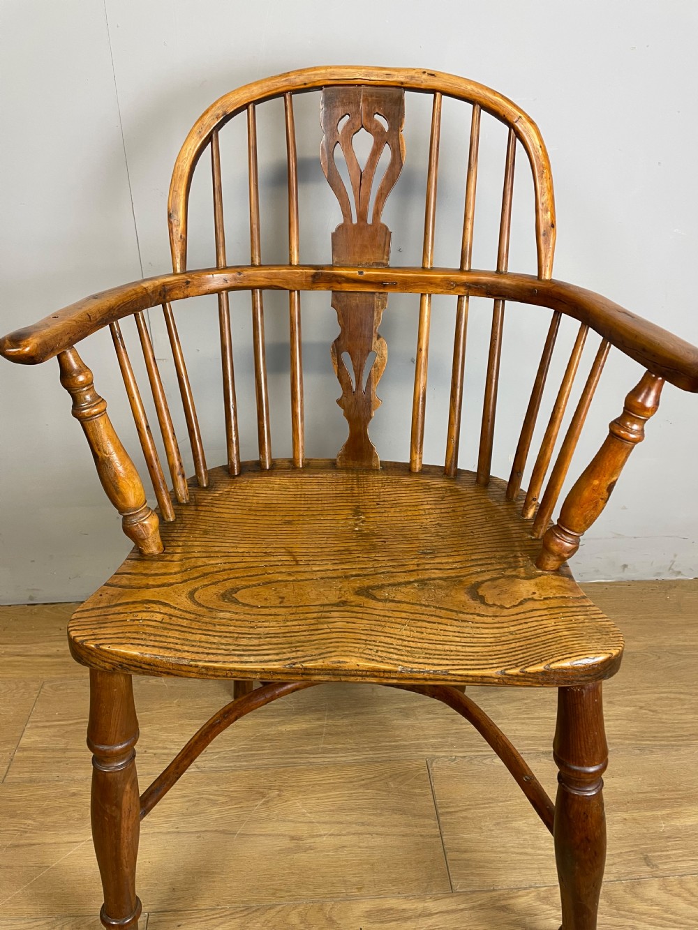 Early nineteenth century yew and elm Windsor chair with crinoline under stretcher  View VI