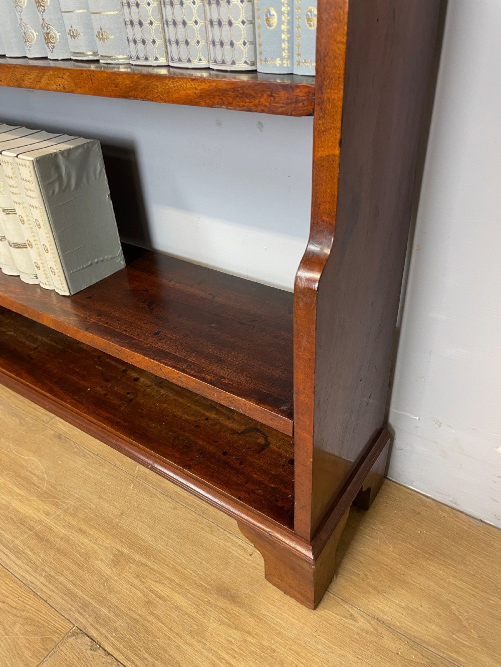 C19TH mahogany freestanding waterfall bookcase  View VII