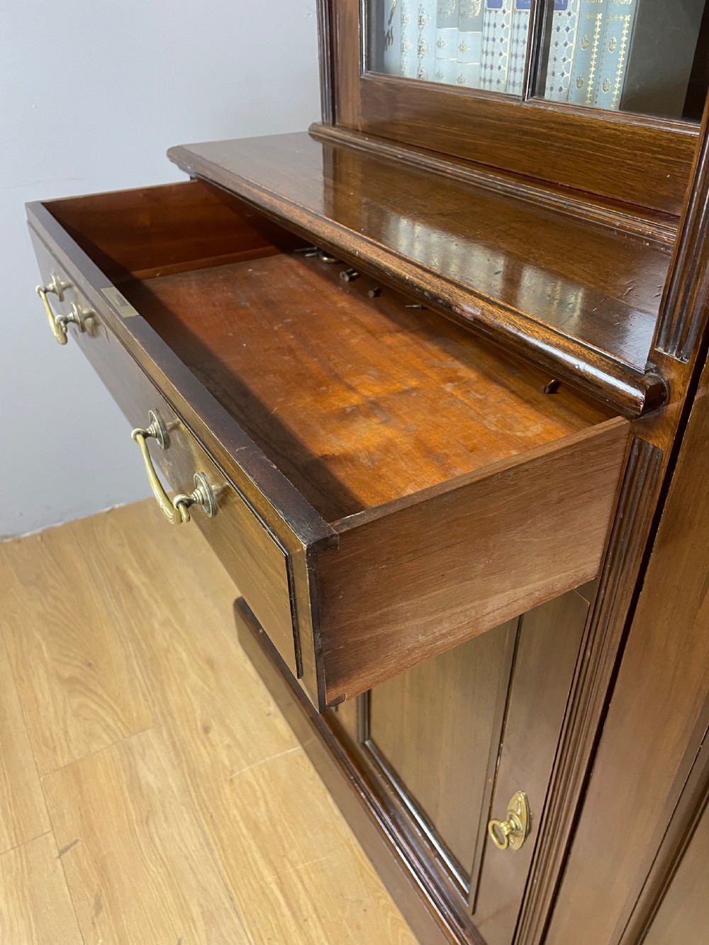 Country House mahogany hall robe circa 1890 with provenance  View VIII