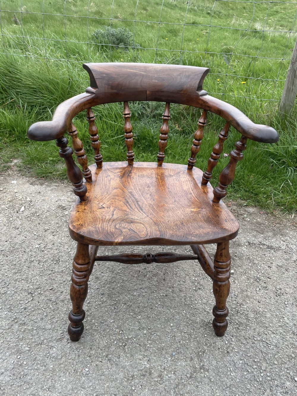 C19TH ash and elm smokers bow Windsor chair 