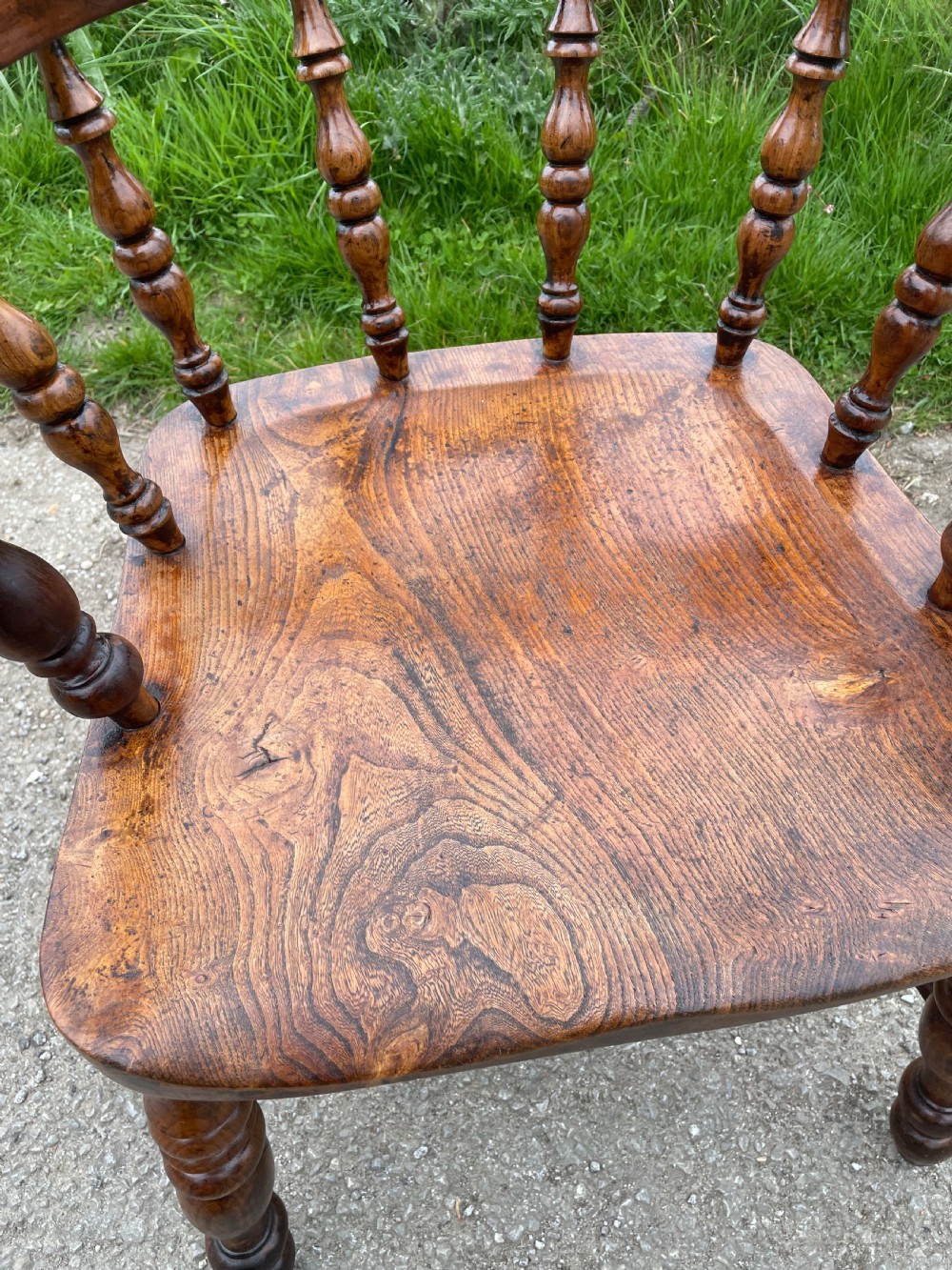 C19TH ash and elm smokers bow Windsor chair  View VI