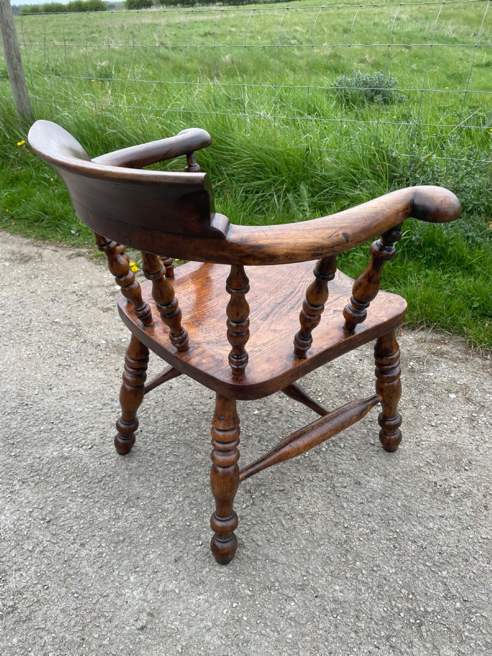 C19TH ash and elm smokers bow Windsor chair  View IX