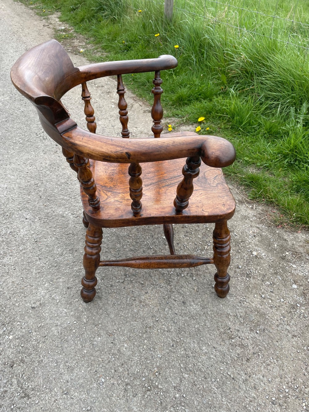 C19TH ash and elm smokers bow Windsor chair  View X
