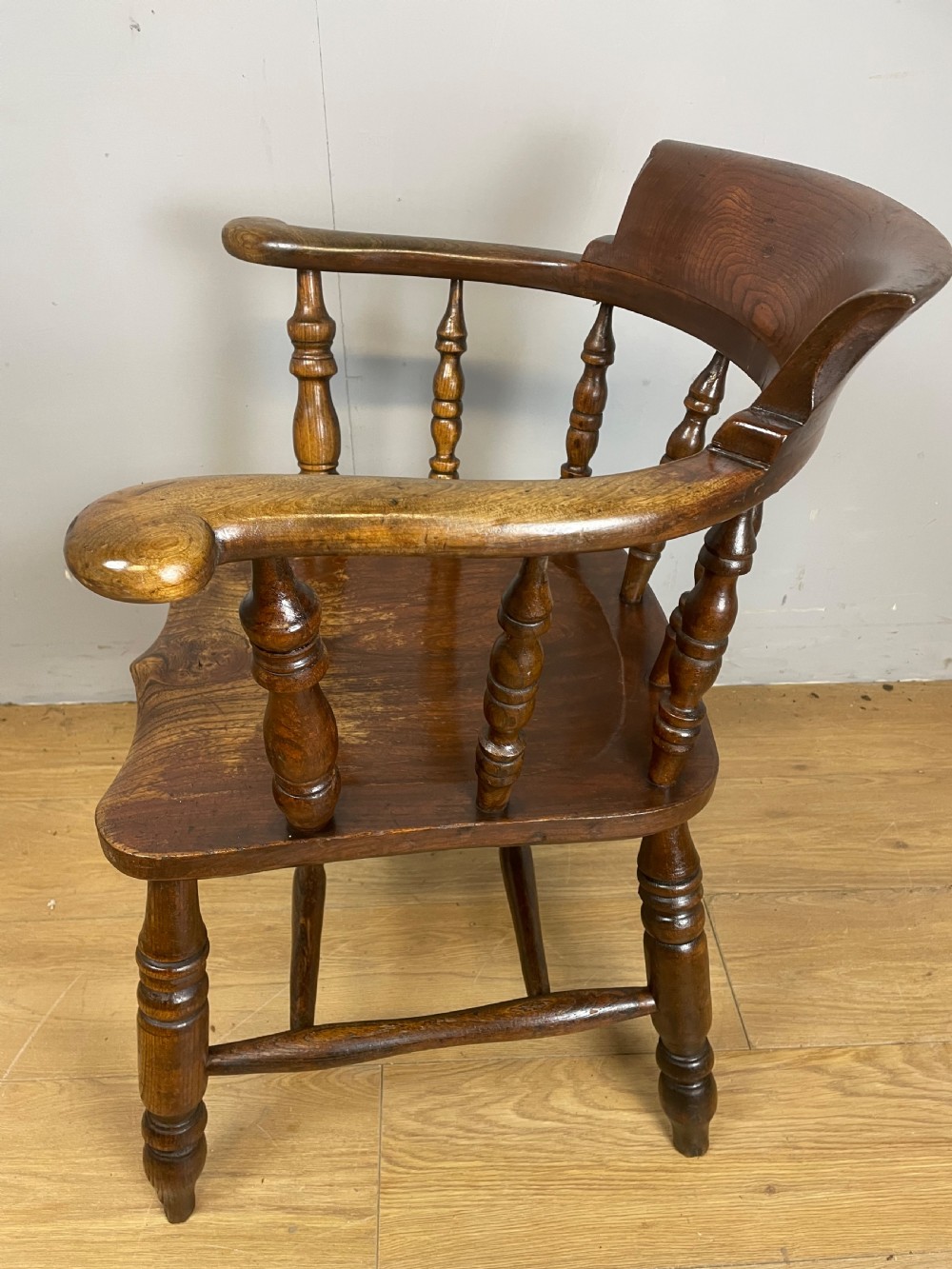 C19TH Ash and elm smokers bow Windsor chair with double h under stretcher  View X