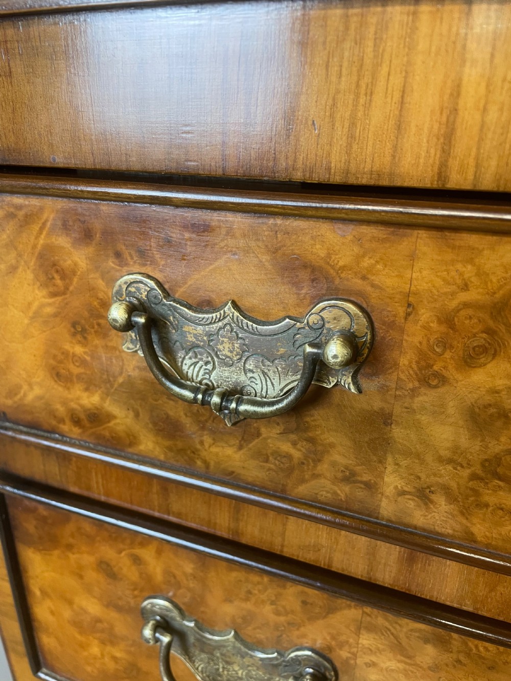 Burr walnut chest on stand circa 1920 View XI