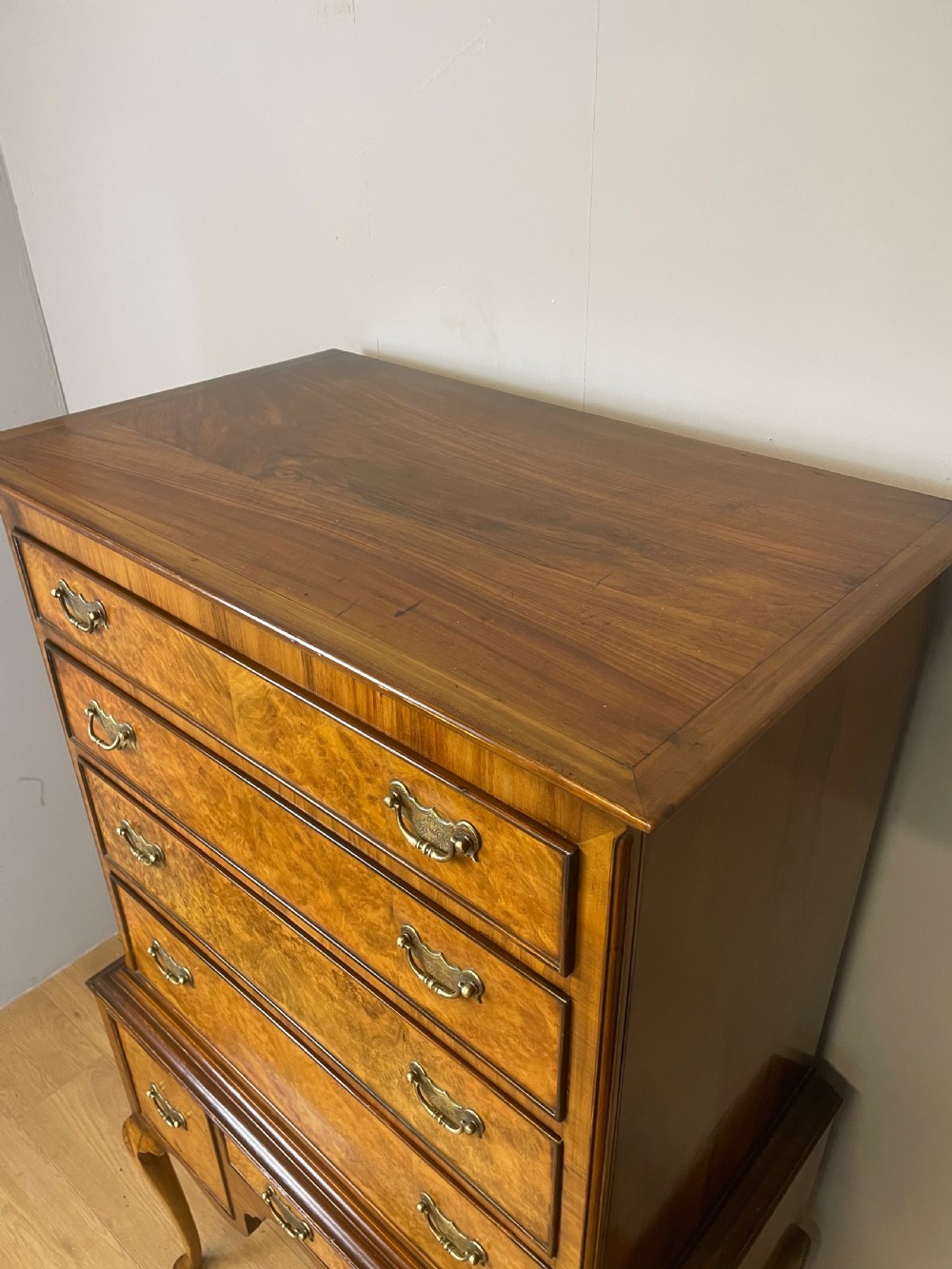Burr walnut chest on stand circa 1920 View XII