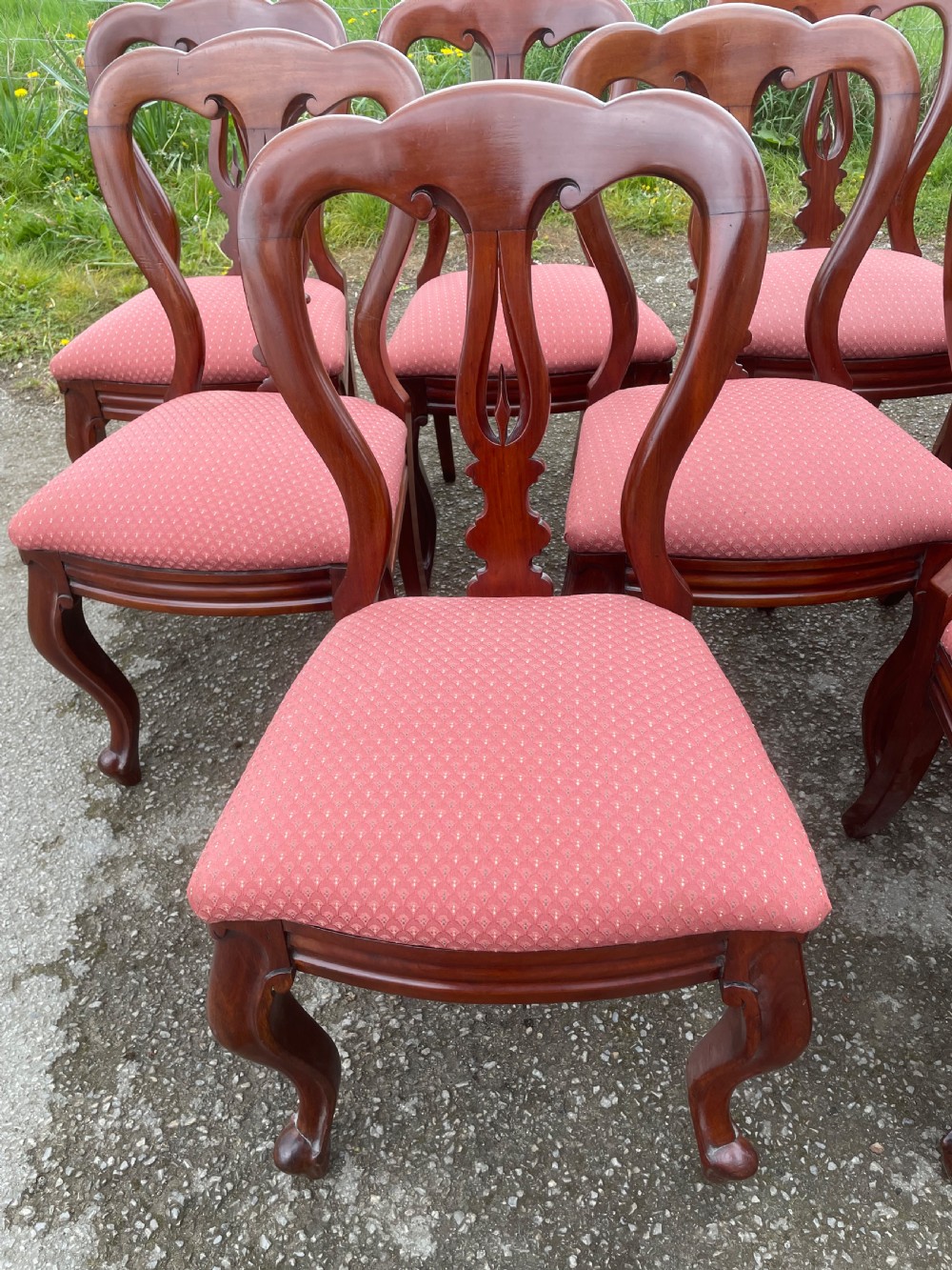 C19TH Set of 12 mahogany spear point balloon back dining chairs  View III