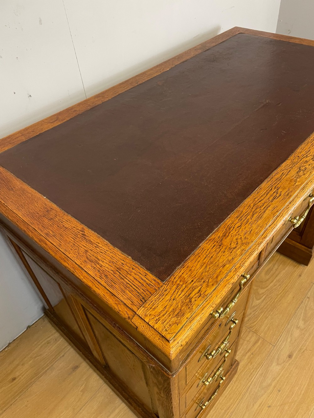 Edwardian solid oak twin pedestal desk with inset leather top  View IV