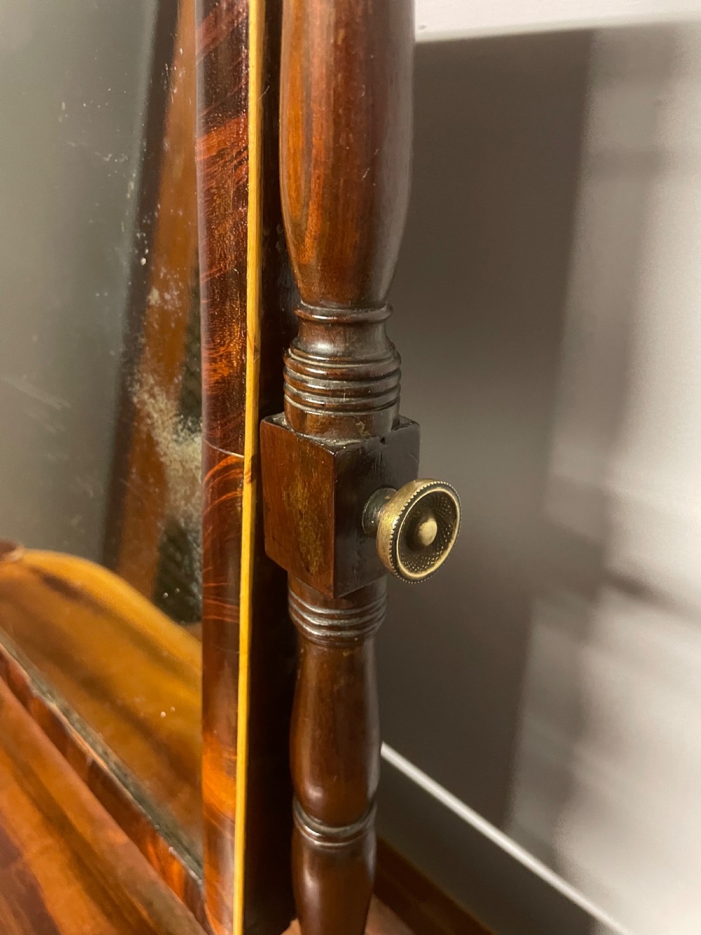 Georgian mahogany dressing mirror  View VI