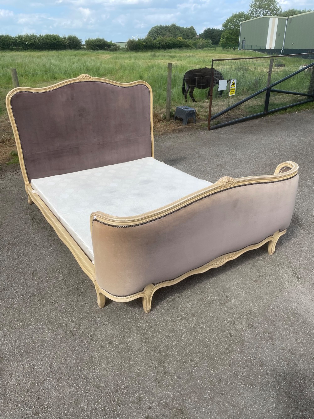 King size French Corbeille bed  View III
