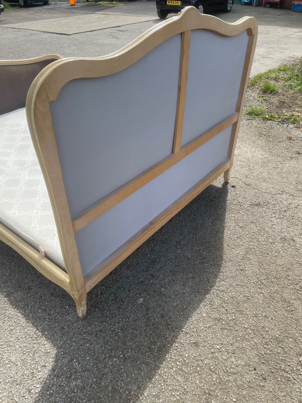 King size French Corbeille bed  View V