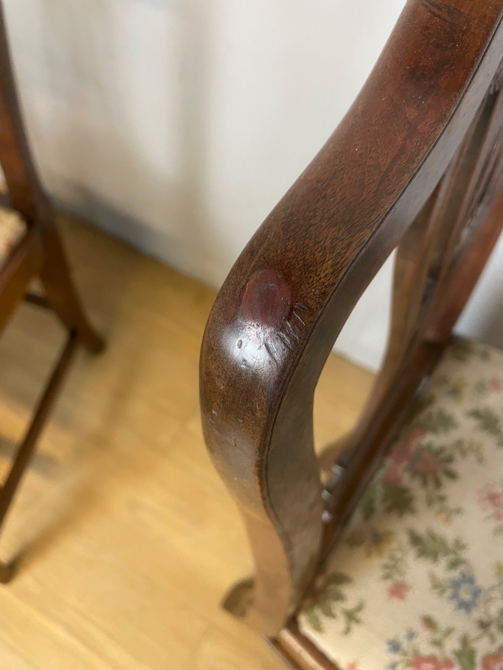Set of 4 Georgian mahogany dining chairs circa 1780 View XIV