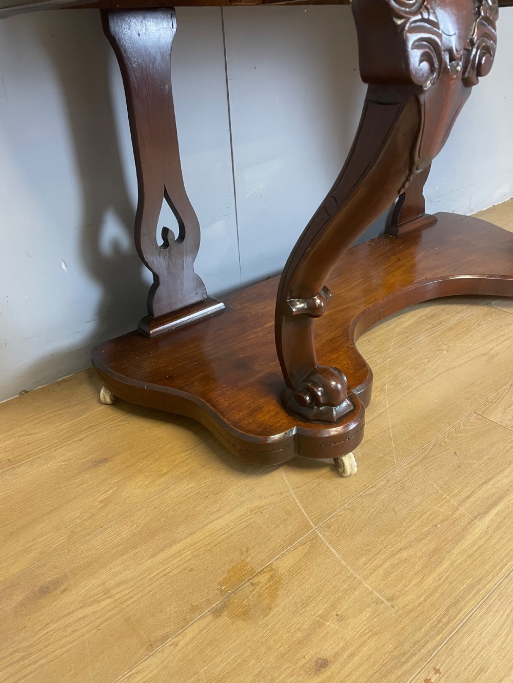 Victorian mahogany Duchesse dressing table  View VIII