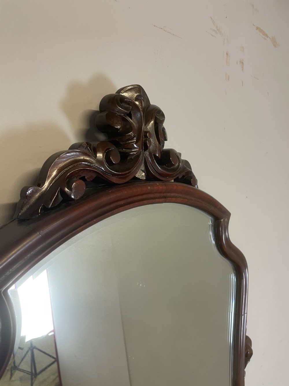 Victorian mahogany Duchesse dressing table  View XI
