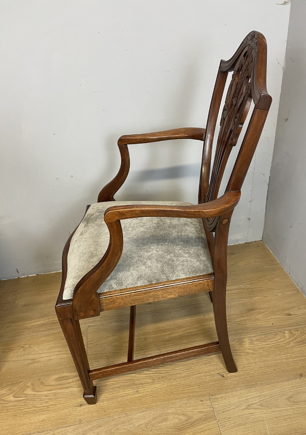 Set of 8 Georgian revival mahogany shield back dining chairs circa 1920 View VI