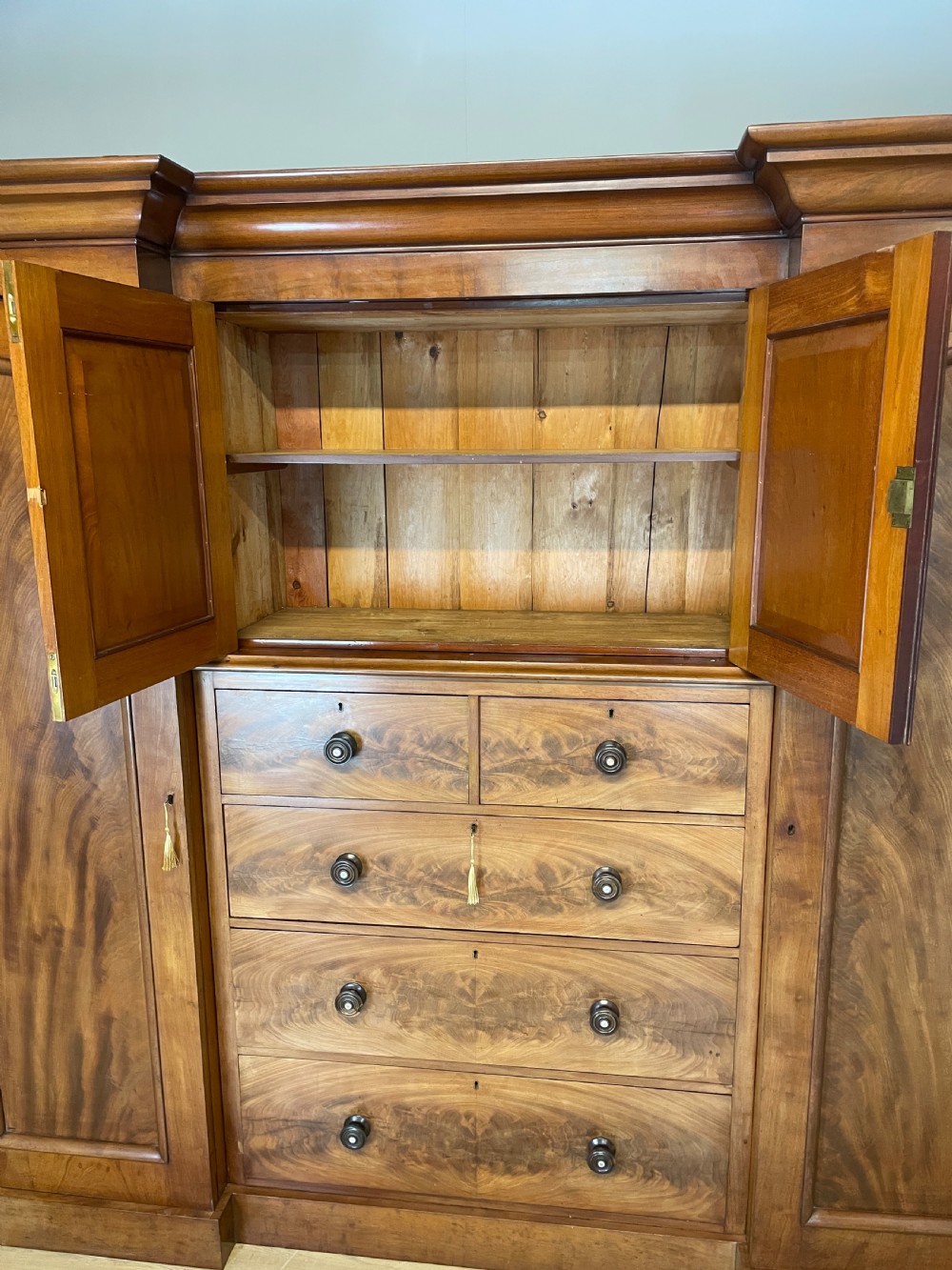 C19TH country house flame mahogany four door wardrobe  View VIII