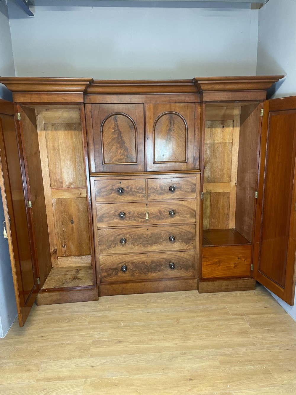 C19TH country house flame mahogany four door wardrobe  View XI