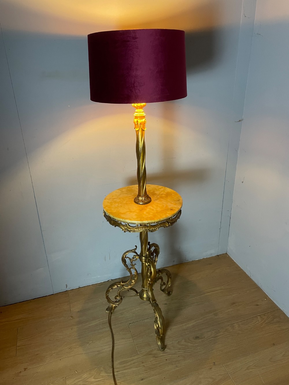Brass and onyx Rococo standard lamp 