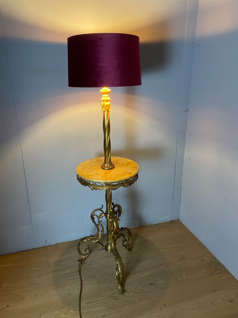 Brass and onyx Rococo standard lamp  View XI